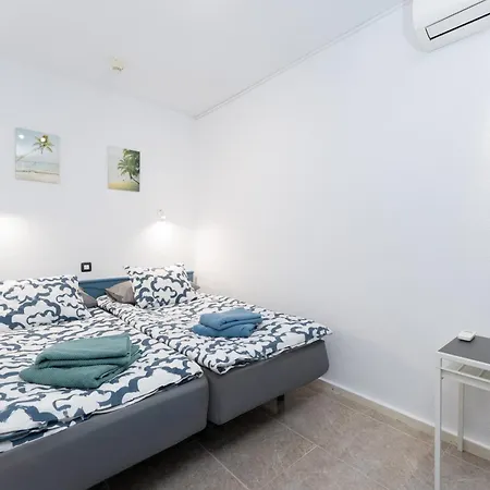 Tamaran Garden View *