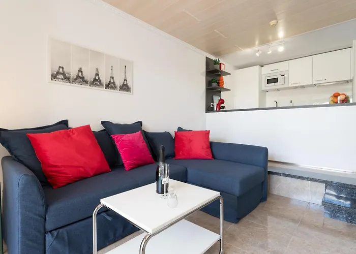 Tamaran Garden View *