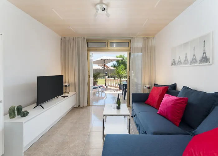 Tamaran Garden View * 플라야 델 잉글스