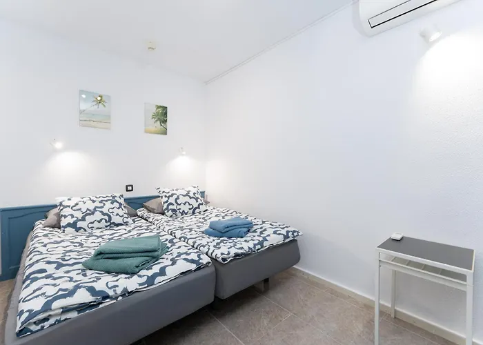 Tamaran Garden View *